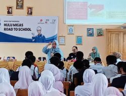 PT. Medco E&P Sukses Gelar Sosialisasi Pengenalan Hulu Migas Road To School di SMA 1 Penukal Utara 