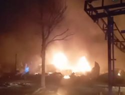 Kebakaran Gudang  Minyak Ilegal Dikawasan Sungai Duren : Kuat Dugaan  Milik Oknum TNI 