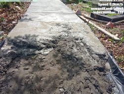 Diduga Tak Transparan, Proyek Jalan Setapak di TPU Suka Raja Dikerjakan Tanpa Papan Informasi