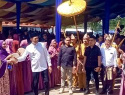 Suasana Khidmat Warnai Sedekah Dusun Marga Abab, Bupati PALI Dianugerahi Gelar Adat