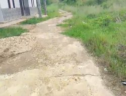 Miris, Jalan Rabat Beton Dana Desa di Semelinang Tebing Cepat Rusak, BPD Akui Tak Pernah Pegang RAB