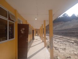 Sekolah Baru Dua Tahun Dibangun Sudah Rusak Parah, Sanitasi SMA Negeri 2 Batang Gangsal Memprihatinkan